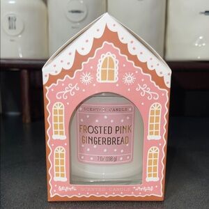 Christmas Frosted Pink Gingerbread Scented Candle